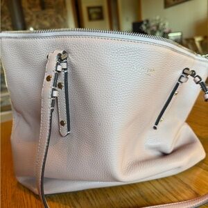 Kate Spade Blush pebble Leather shoulder bag.
